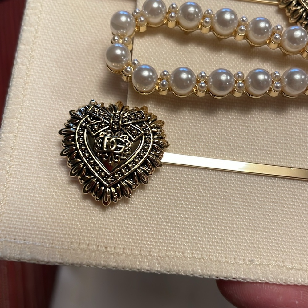 Dolce & Gabbana Devotion Hair clips and hair pins - Picture 6 of 7